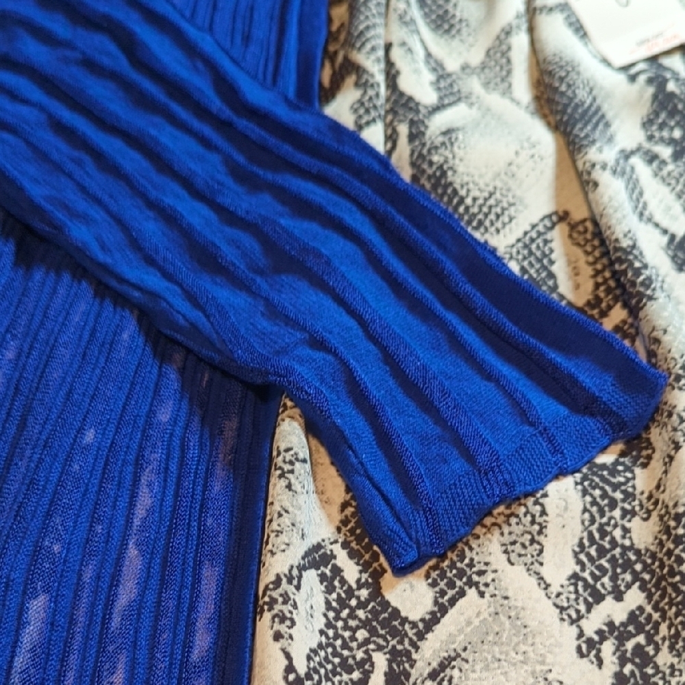 Chico's Electric Blue Camisole New With Tags Beautiful See-through.... - Picture 3 of 14